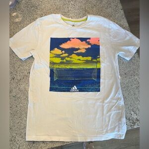 Adidas shirt soccer youth size 14/16 boys